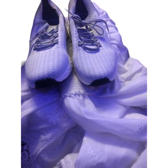 Antonio Melani SZ 9.5 M Women’s Blush Flower Embroidered Tennis Shoes Sneakers - Picture 5 of 6